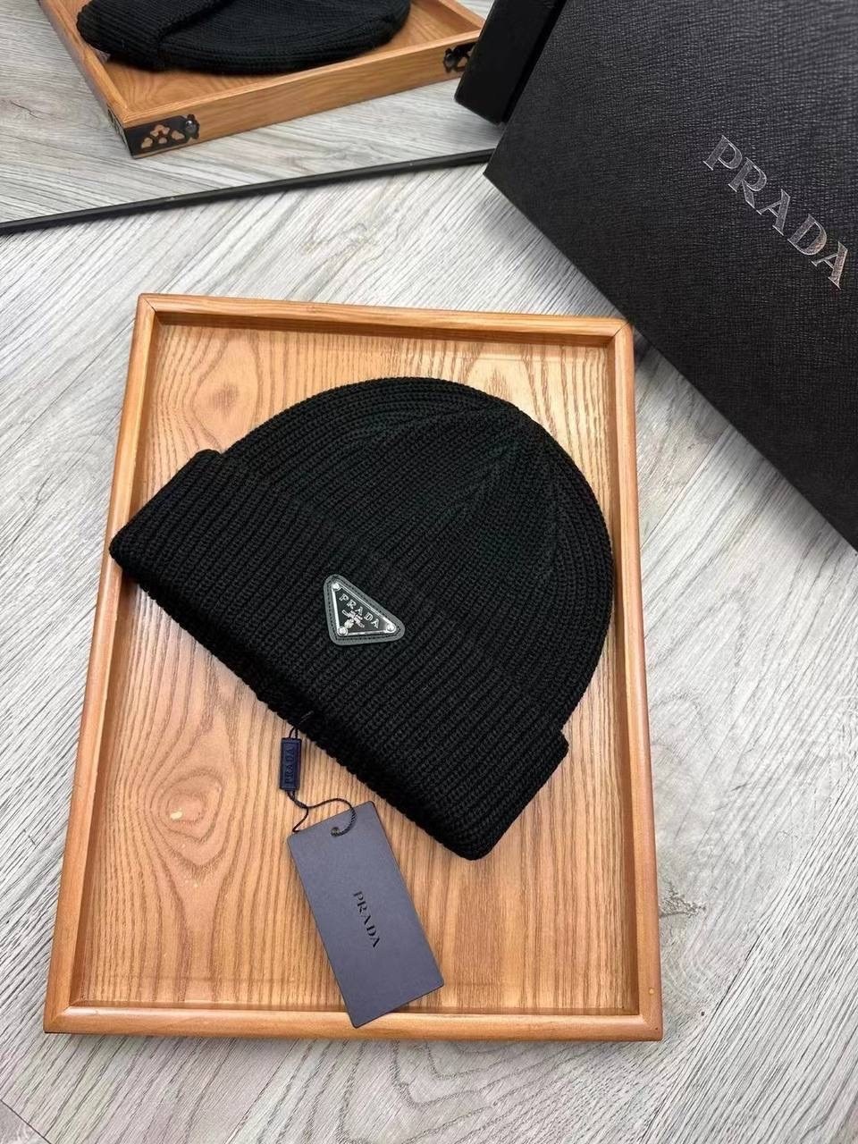 шапка prada,шапка от прада,вязаная шапка prada,шапка мужская,шапка прада