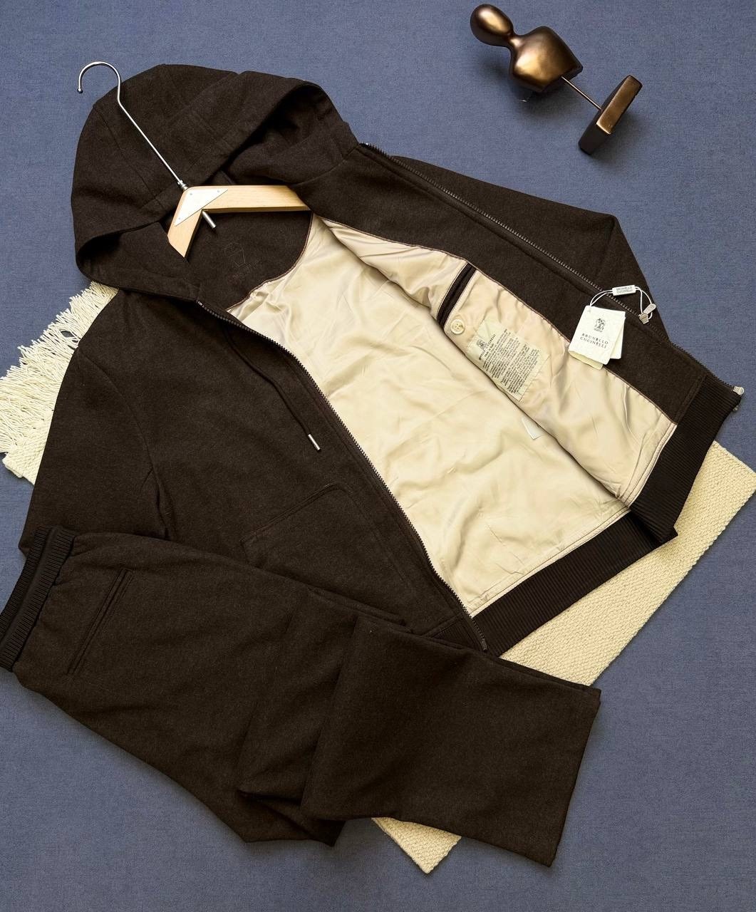 спортивный костюм loro piana,повседневный костюм,костюм для мужчин,костюм спортивный,спортивный костюм brunello cucinelli