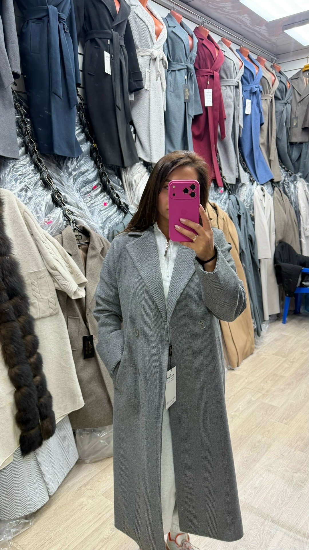 стильное пальто,женское пальто,серое пальто,пальто,удлиненное пальто
