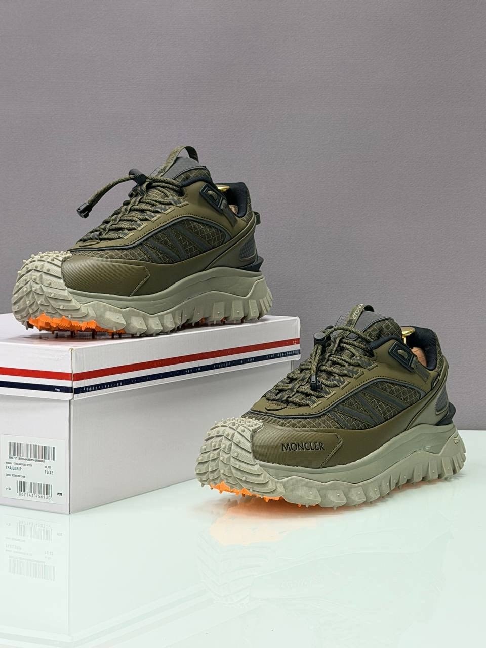 спортивные кроссовки trailgrip gore-tex new city,кроссовки moncler,кроссовки moncler trailgrip gtx,moncler trailgrip gtx,кроссовки брендовые