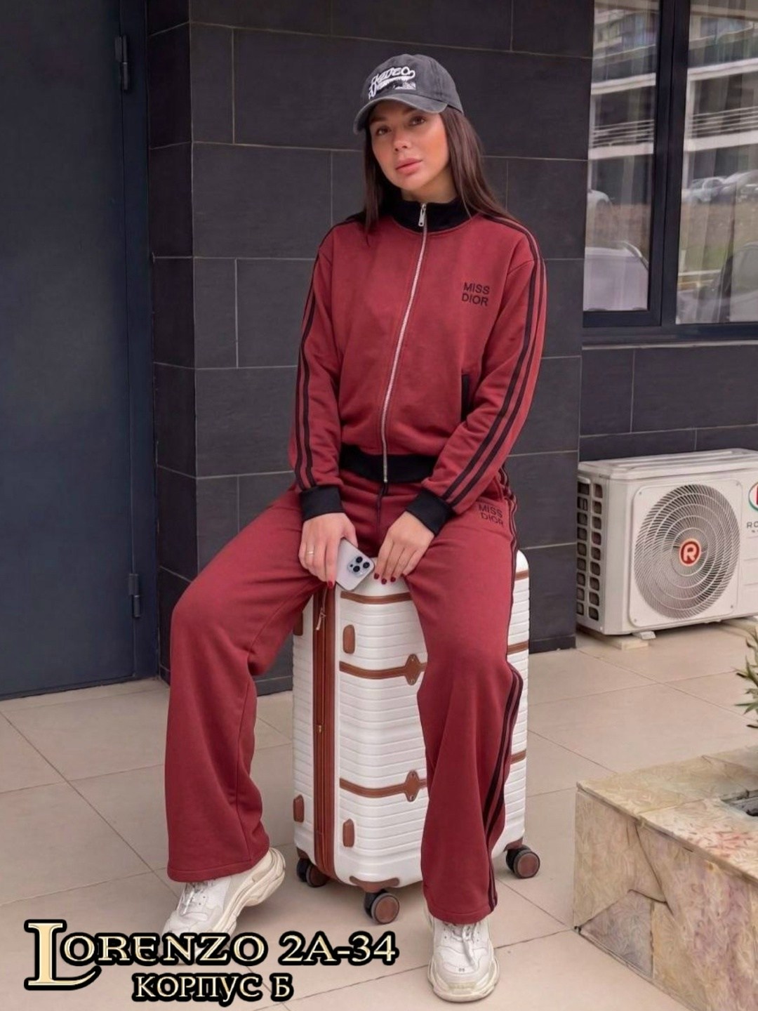женские костюмы спортивные,спортивный костюм celine,спортивный костюм,спорт костюм,костюм женские спортивные костюмы