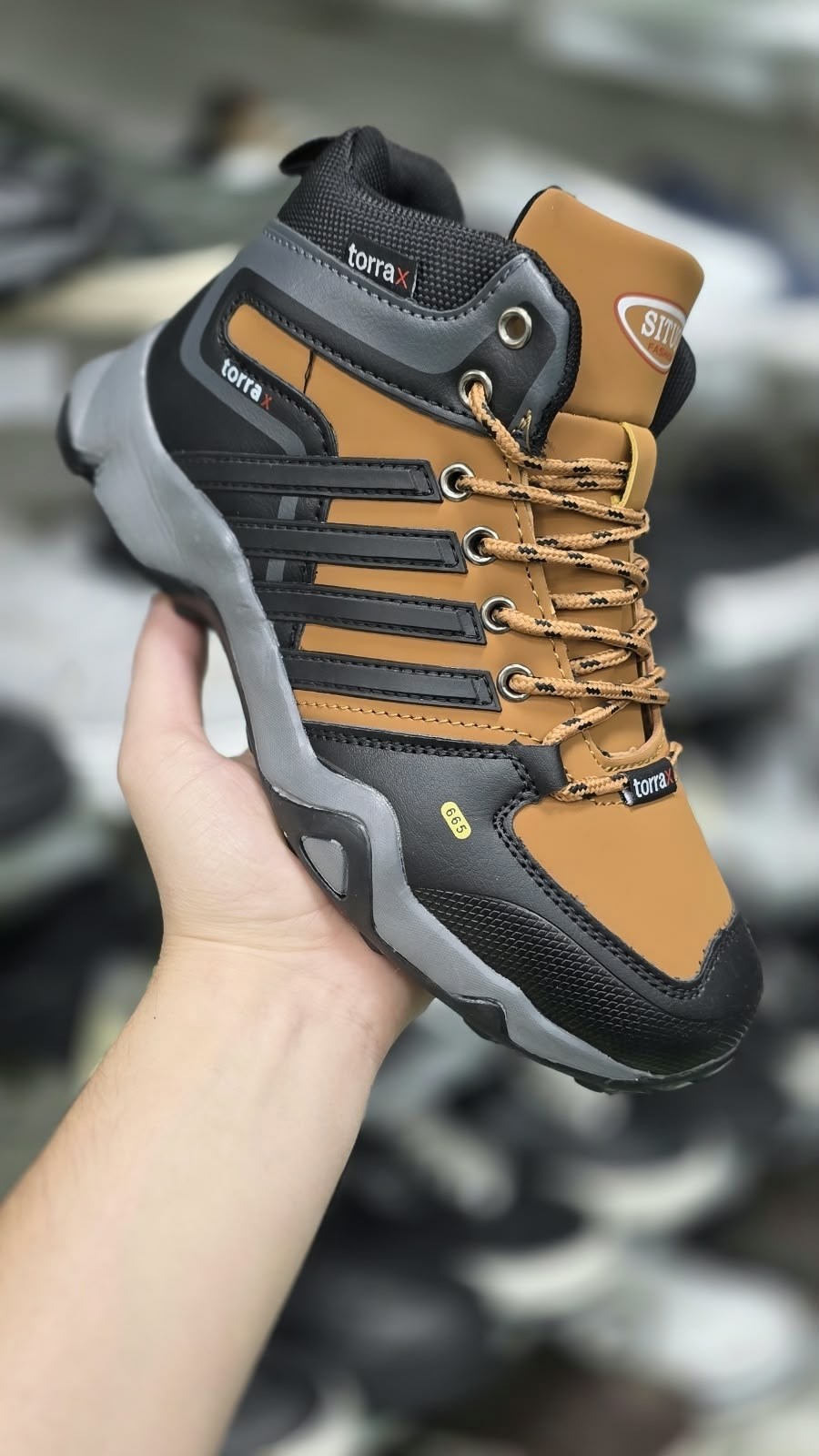 зимние кроссовки мужские адидас с мехом,зимние кроссовки adidas,зимняя ,,кроссовки зимние мужские
