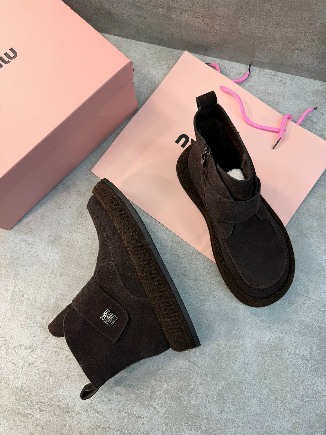 ,женские ботинки,угги женские,ботинки miu miu, женская