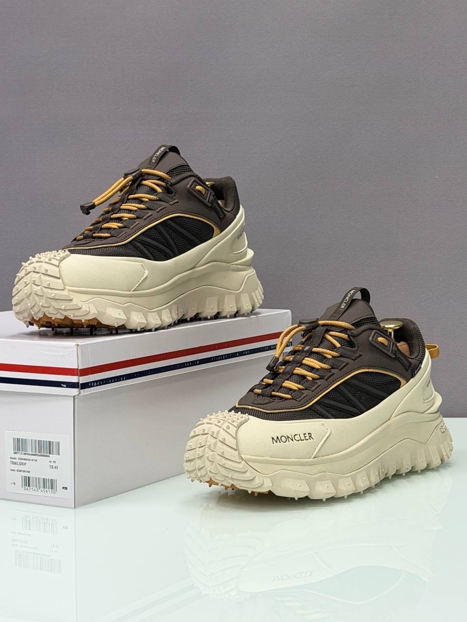 кроссовки moncler,кроссовки moncler trailgrip gtx,кроссовки мужские moncler trailgrip водонепроницаемые светло-зеленый,moncler trailgrip gtx,moncler низкие кроссовки trailgrip бежевый/черный