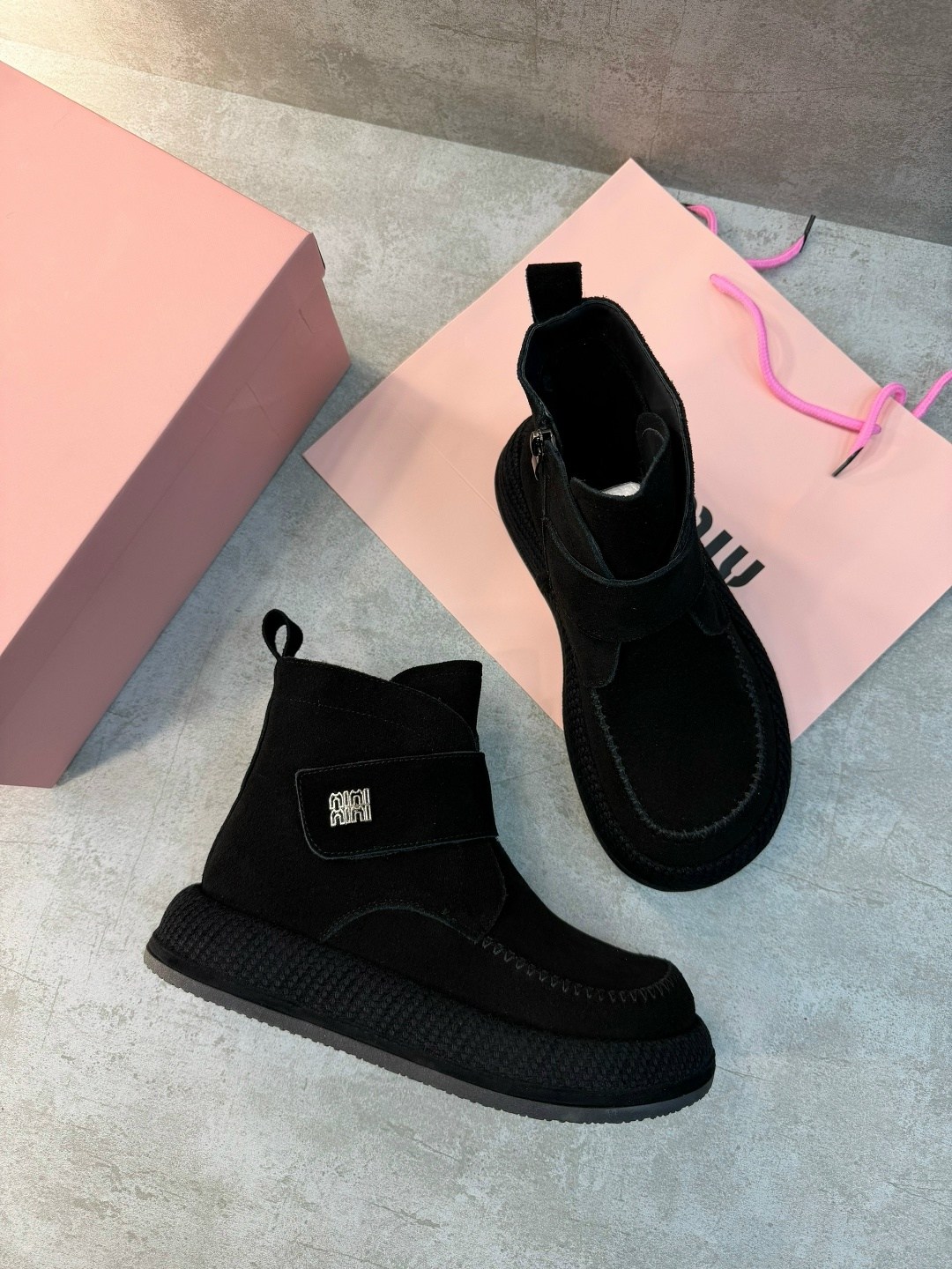 ,женские ботинки,угги женские,ботинки miu miu, женская
