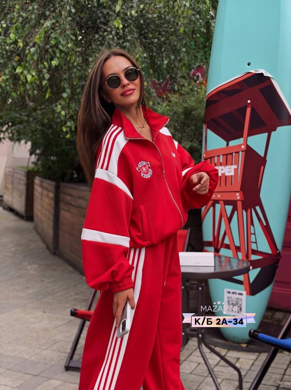 костюм спортивный женский adidas,костюм спортивный женский,костюм спортивный,трикотажные костюмы,белый спортивный костюм женский адидас