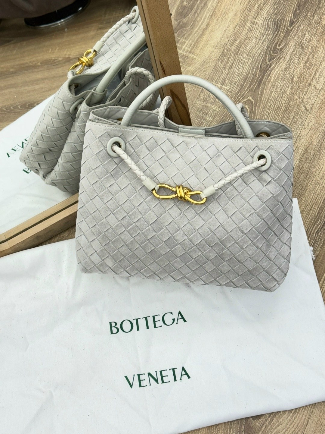 женская сумка bottega veneta,bottega veneta сумка,сумка bottega,оливковая кожаная сумка bottega veneta andiamo large,сумка на плечо bottega veneta