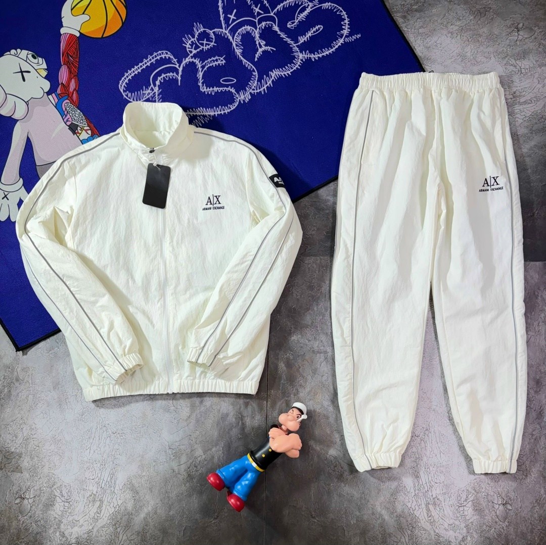 спортивный костюм adidas,спортивные костюмы адидас,мужские спортивные костюмы,спортивный костюм,спортивный костюм мужской адидас