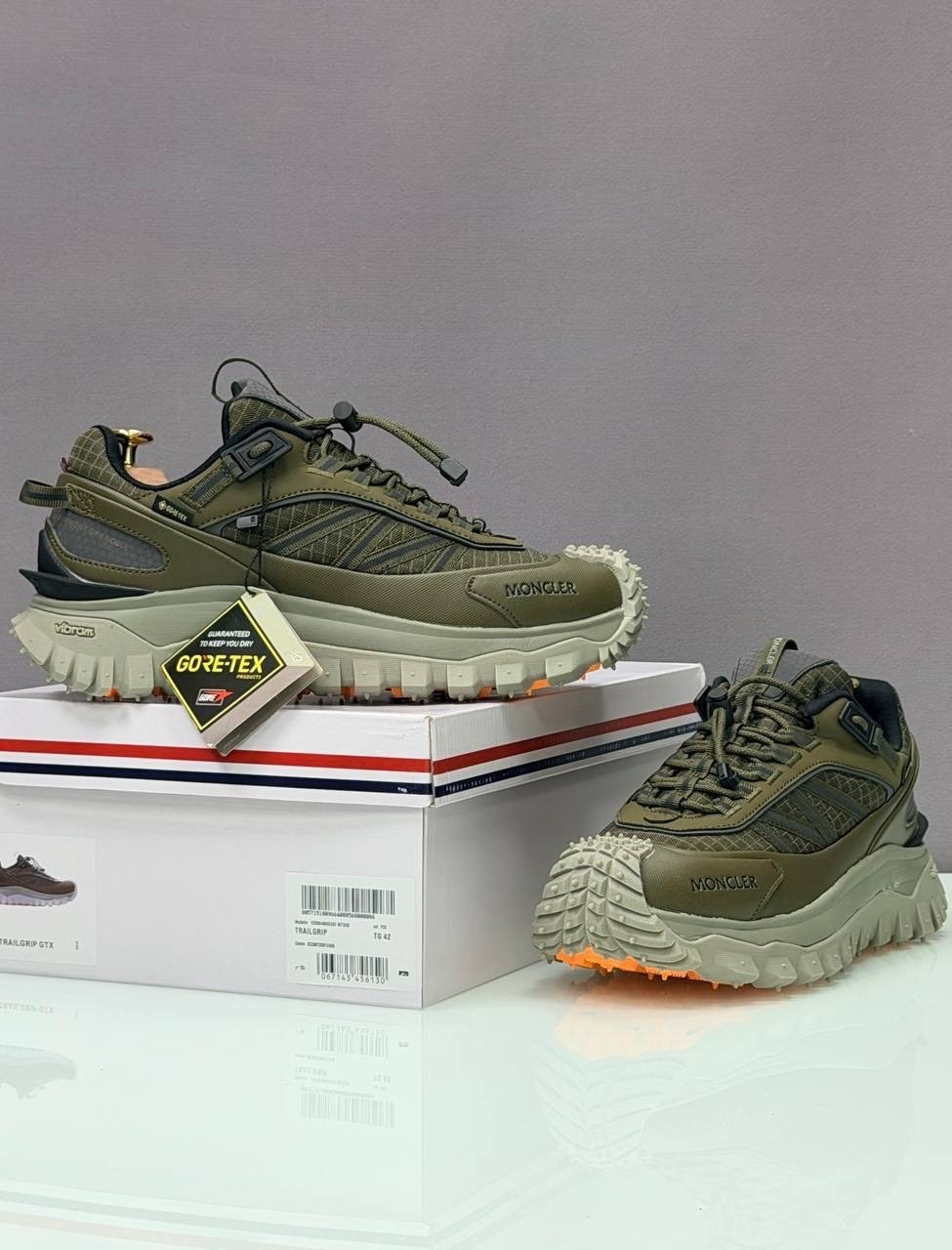 спортивные кроссовки trailgrip gore-tex new city,кроссовки moncler,кроссовки moncler trailgrip gtx,moncler trailgrip gtx,кроссовки брендовые