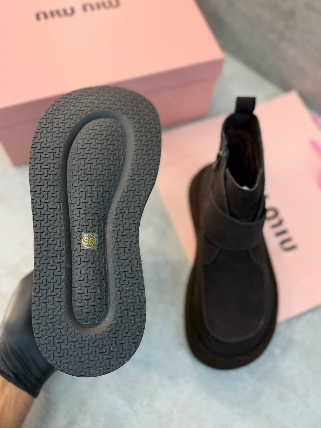 ,женские ботинки,угги женские,ботинки miu miu, женская