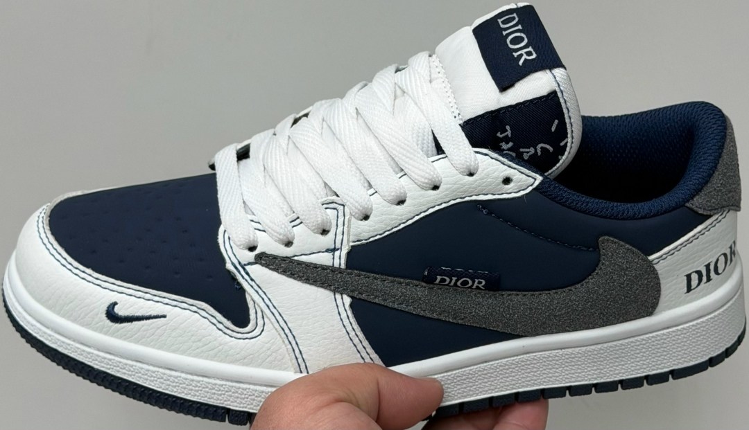 кроссовки travis scott x air jordan 1 low x dior nike,nike air jordan 1 low dior,nike air jordan 1 dior,air jordan 1 low dior,dior jordan