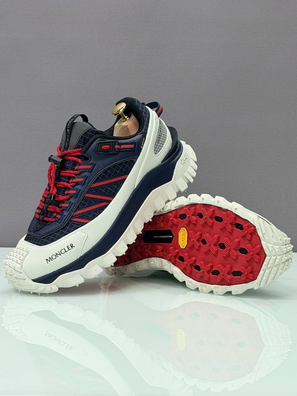 кроссовки в стиле moncler trailgrip gore-tex мужские кроссовки для бега,кроссовки moncler trailgrip gtx,кроссовки moncler trailgrip gore-tex,кроссовки мужские moncler trailgrip gtx белый,кроссовки mon