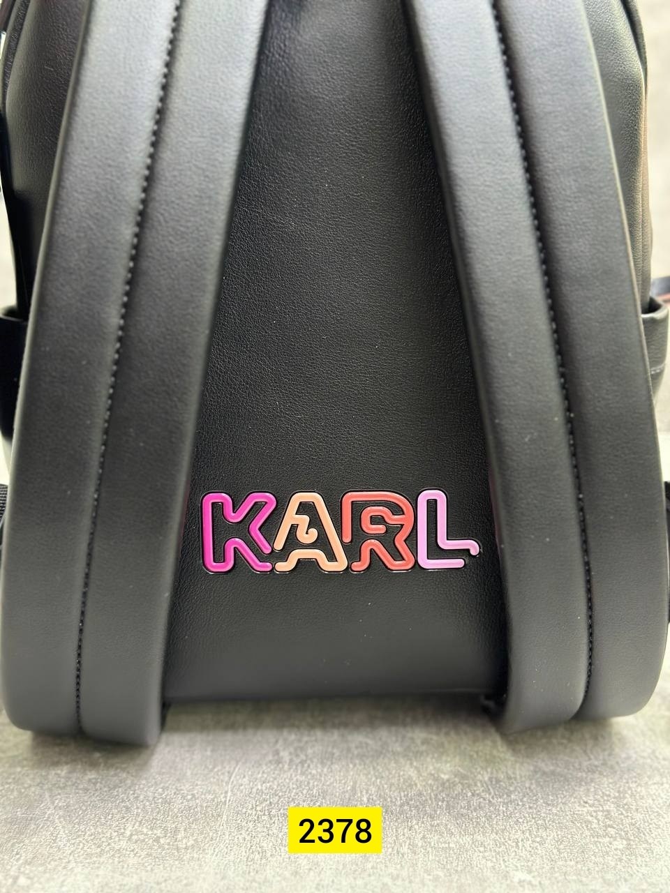 рюкзак karl lagerfeld,рюкзак karl lagerfeld женский,рюкзак карл лагерфельд женский,рюкзак karl lagerfeld с объемными буквами карл лагерфельд,кожаный рюкзак карл лагерфельд женский