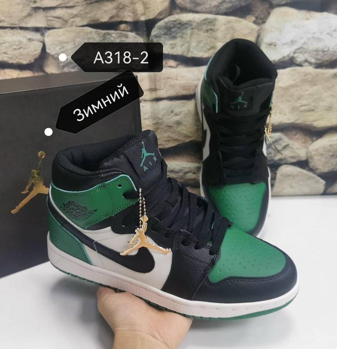 зимние кроссовки nike air jordan 1,nike air jordan 1 mid se pine green,nike air jordan 1 high pine green,кроссовки nike air jordan зимние зеленые,nike air jordan 1 mid