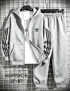 Костюм