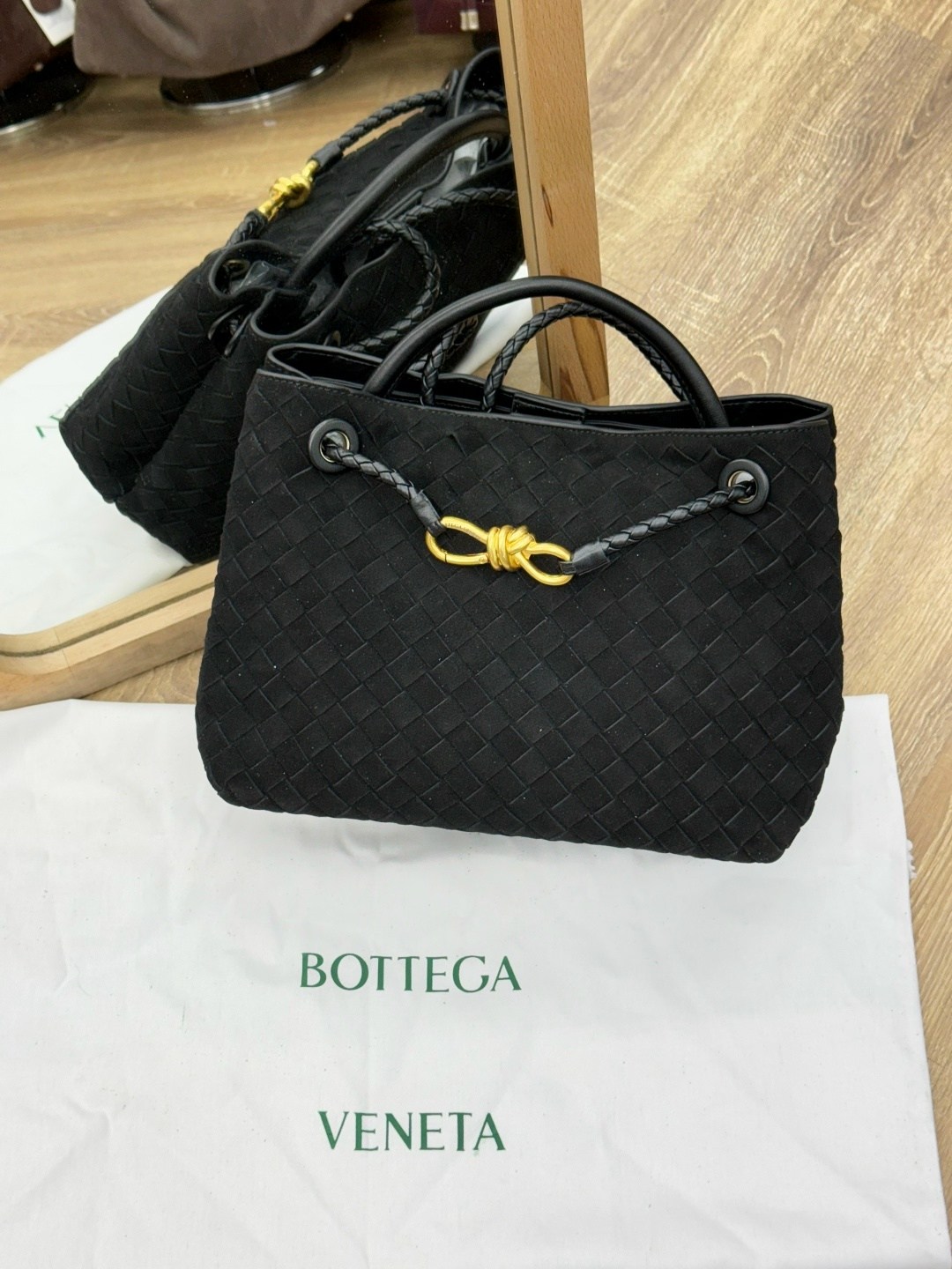 женская сумка bottega veneta,bottega veneta сумка,сумка bottega,оливковая кожаная сумка bottega veneta andiamo large,сумка на плечо bottega veneta