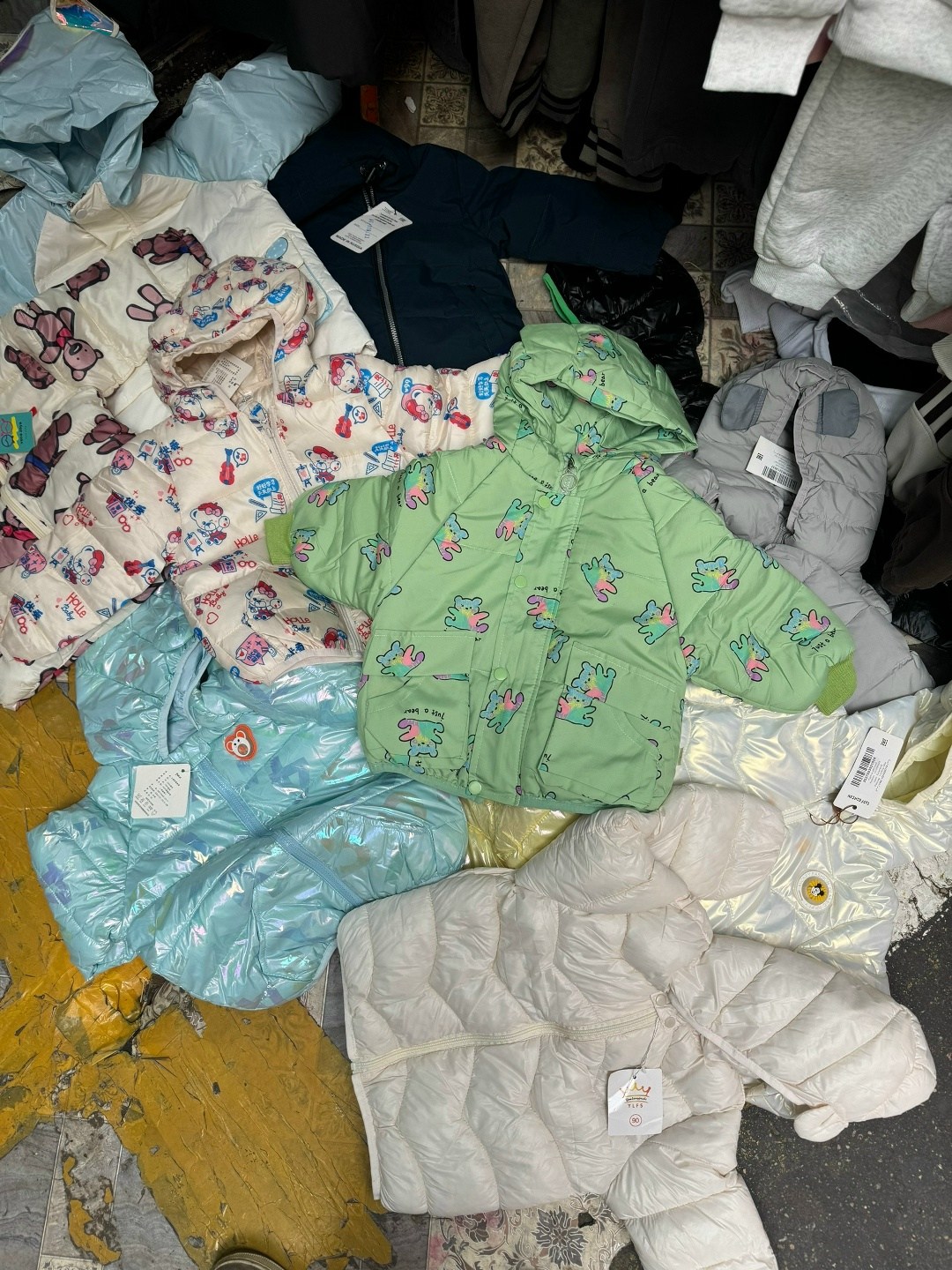 детская куртка,куртка с принтом,детский одеяло,,одеял