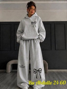 Костюм