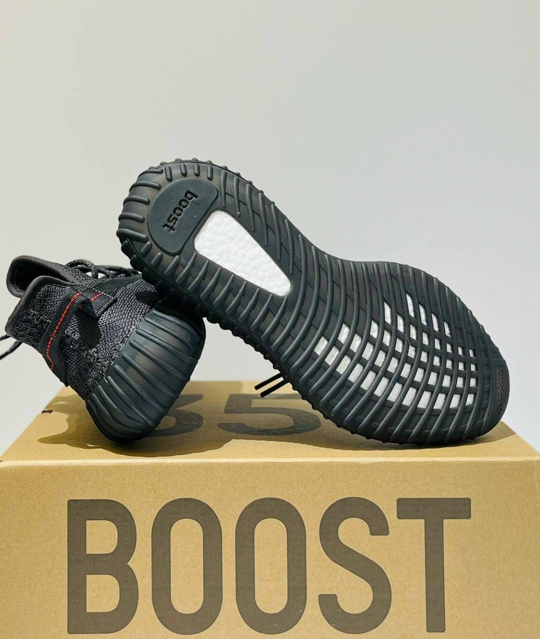 adidas yeezy boost 350 v2 cinder reflective,кроссовки adidas yeezy boost 350,adidas yeezy boost 350 v 2,adidas yeezy boost 350,кроссовки adidas yeezy boost