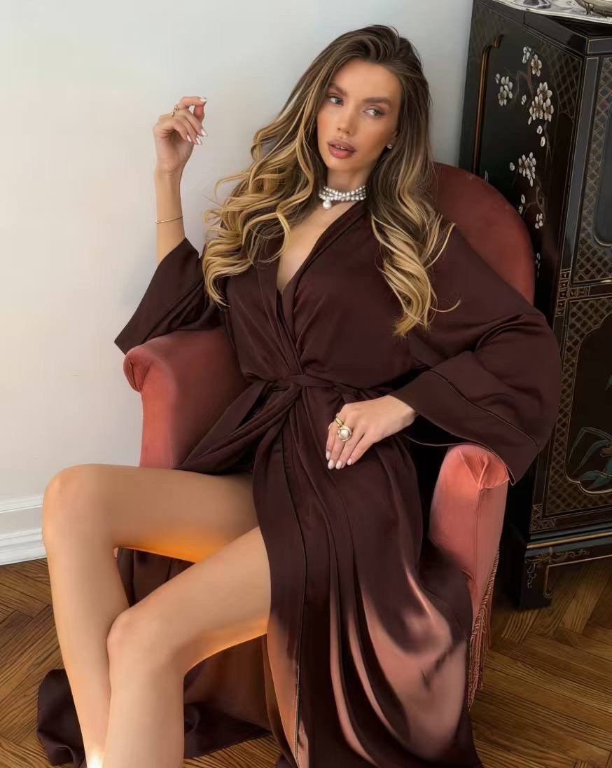 девушка,красива девушка,брюнетка женщина,красное кружевное боди m-socks 2040314,женское боди