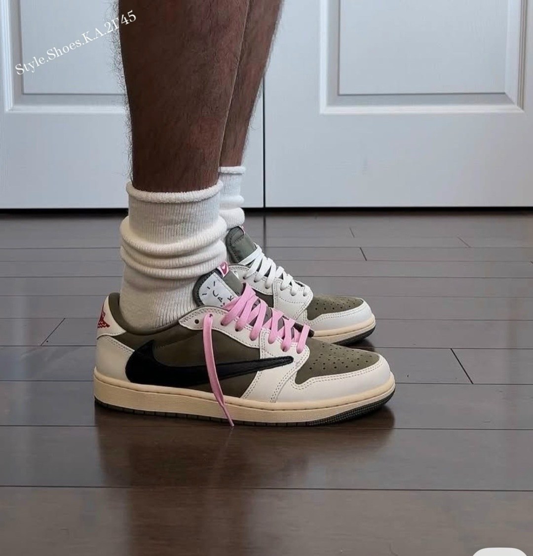 кроссовки travis scott x air jordan 1 low og,кроссовки travis scott x nike air jordan 1 low,кроссовки nike air jordan 1 low travis scott olive,кроссовки travis scott x air jordan 1 low,nike air jordan