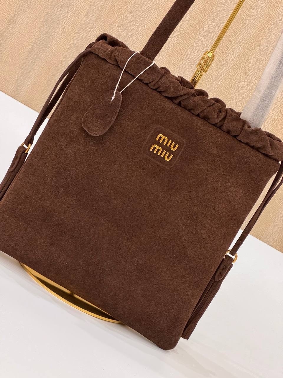 сумка miumiu matelassé с бахромой,женская сумка miu miu,сумка miu miu,сумка,сумки женская