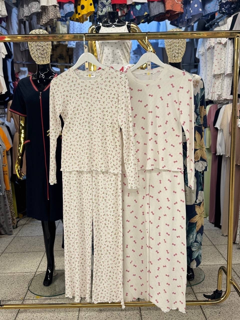 женская пижама,комплект пижама,пижамы с брюками,пижамы со штанами,пижама для женщин