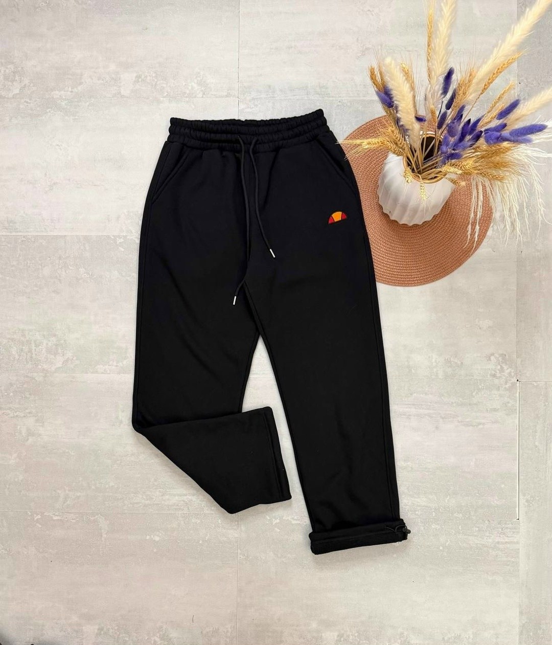 спортивные штаны ellesse,штаны ellesse incaz jog pant black,спортивные брюки мужские ellesse incaz jog pant черные,ellesse брюки спортивные,бренд ellesse штаны мужские спортивные