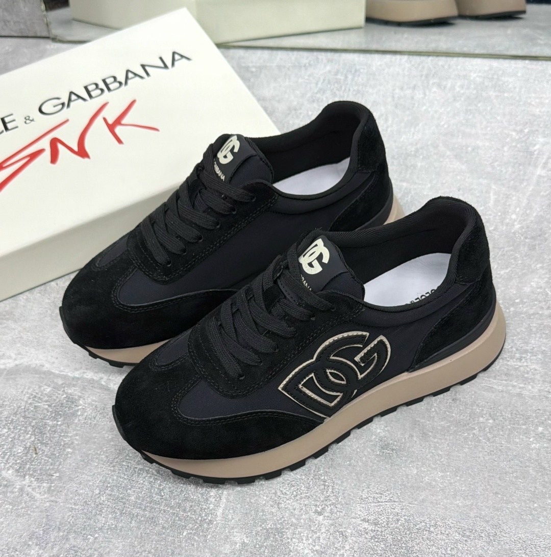 dolce gabbana кроссовки мужские,кроссовки dolce&gabbana,замшевые кроссовки с логотипом dolce & gabbana черный,кроссовки dolce gabbana dolce gabbana,