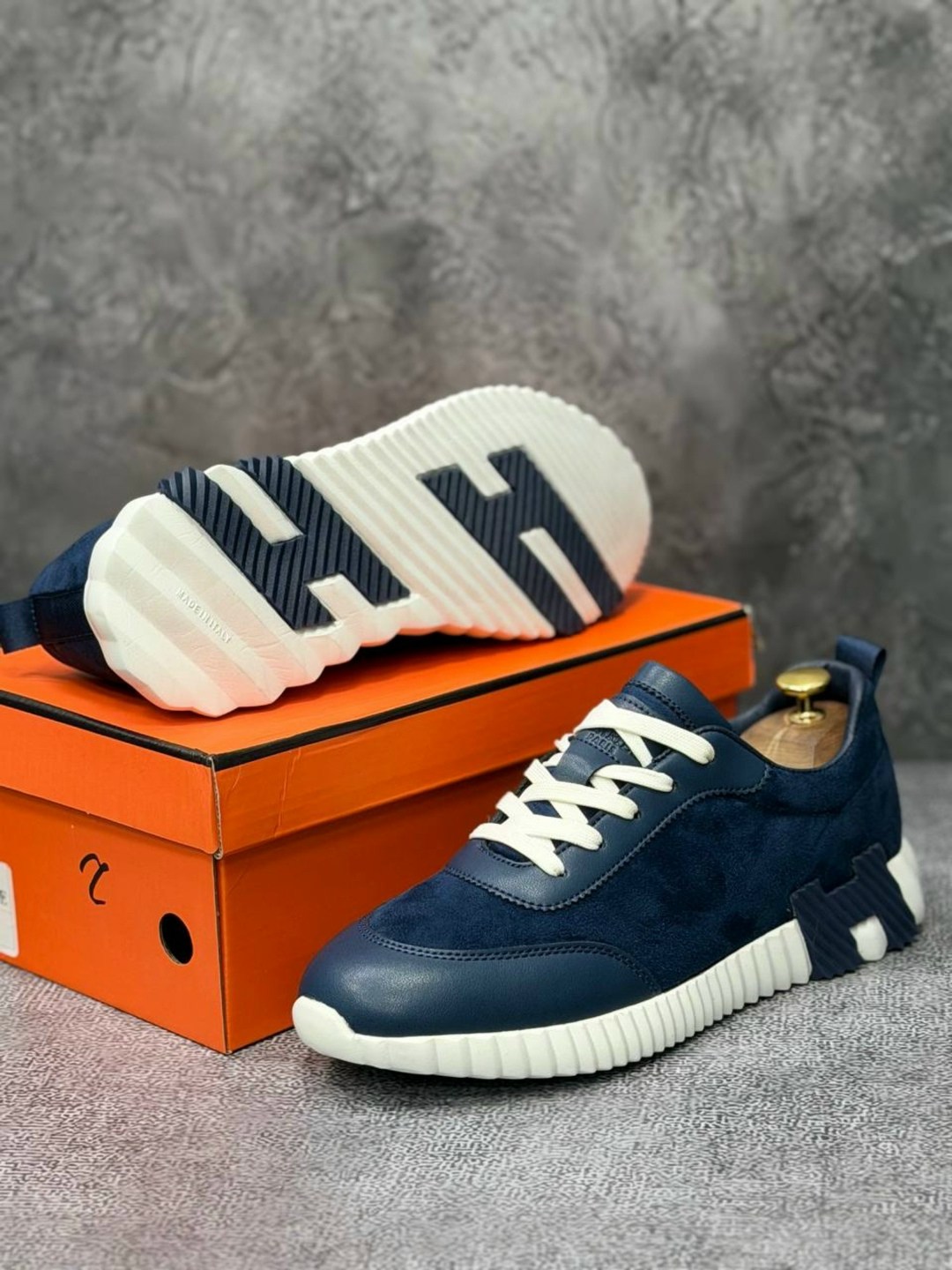 мужские кроссовки,,кроссовки мужские hermes,кроссовки для мужчин,кроссовки для мужчин замш