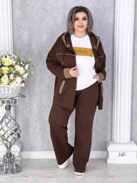 Костюм