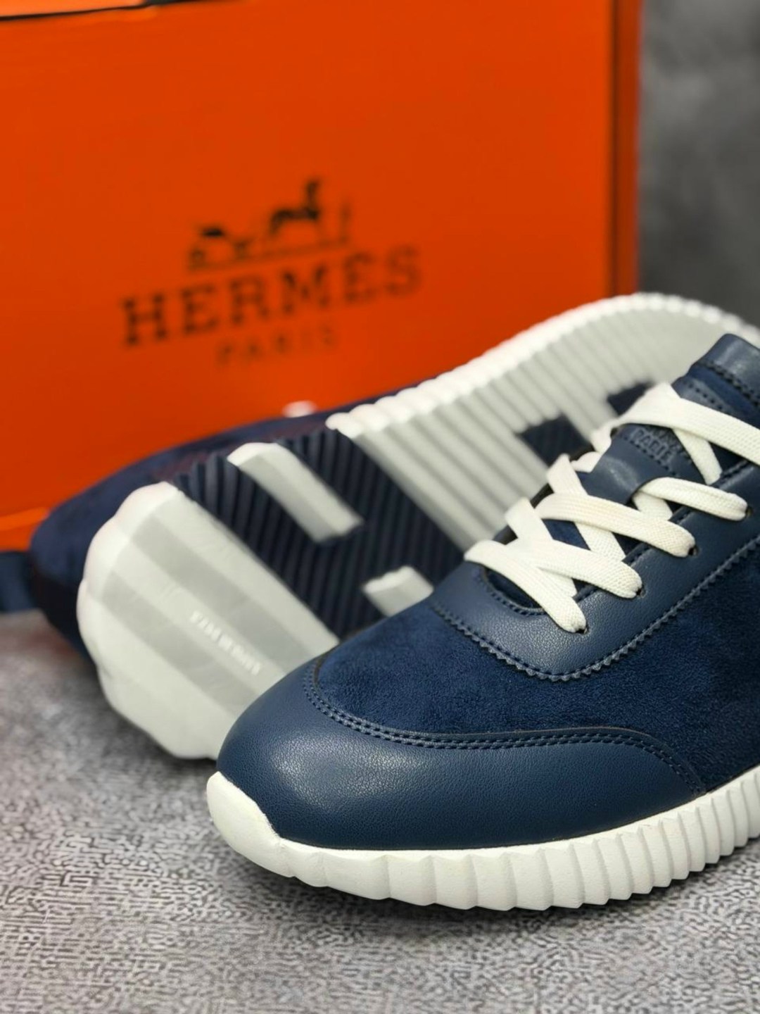 мужские кроссовки,,кроссовки мужские hermes,кроссовки для мужчин,кроссовки для мужчин замш