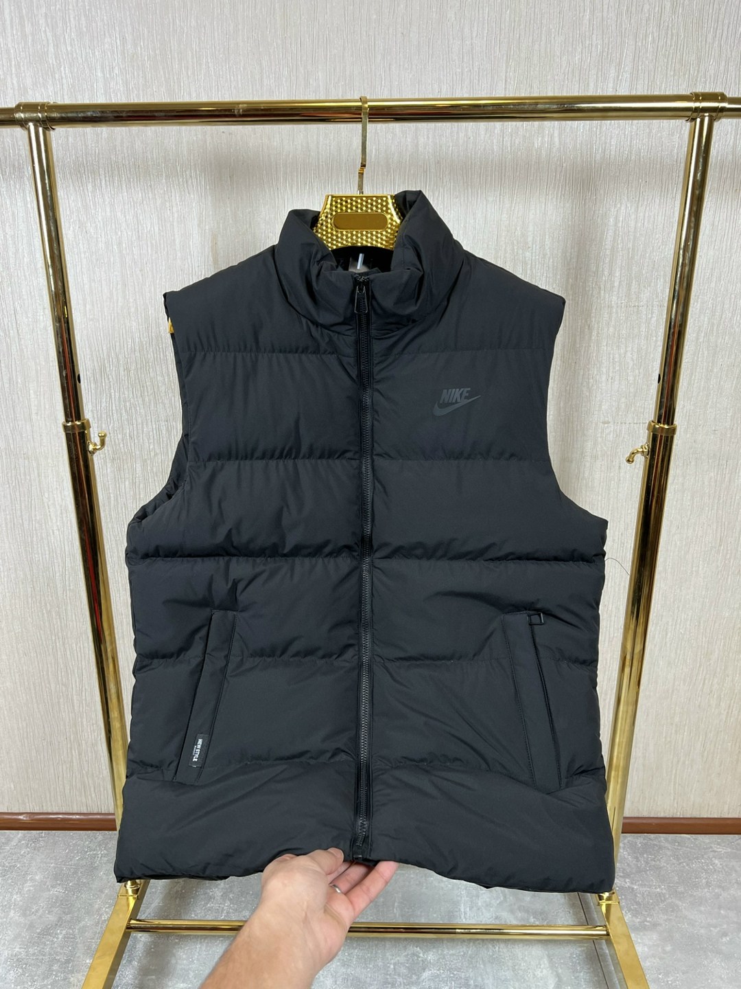 жилетка nike,жилетка мужская nike,мужской жилет nike,жилет nike,жилет утепленный nike
