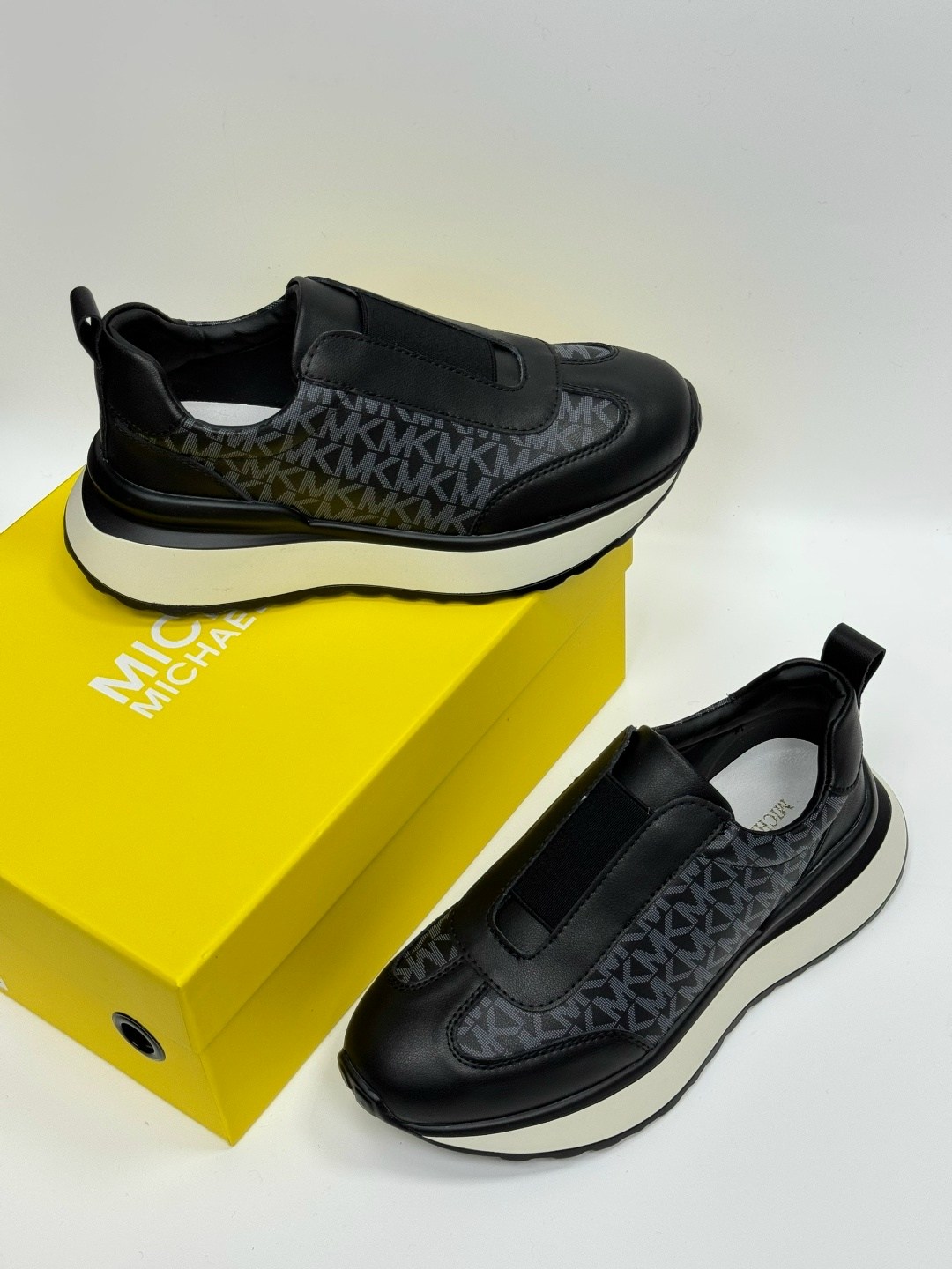 кроссовки michael kors,,кроссовки женскиe,женские кроссовки michael kors,кроссовки текстильные