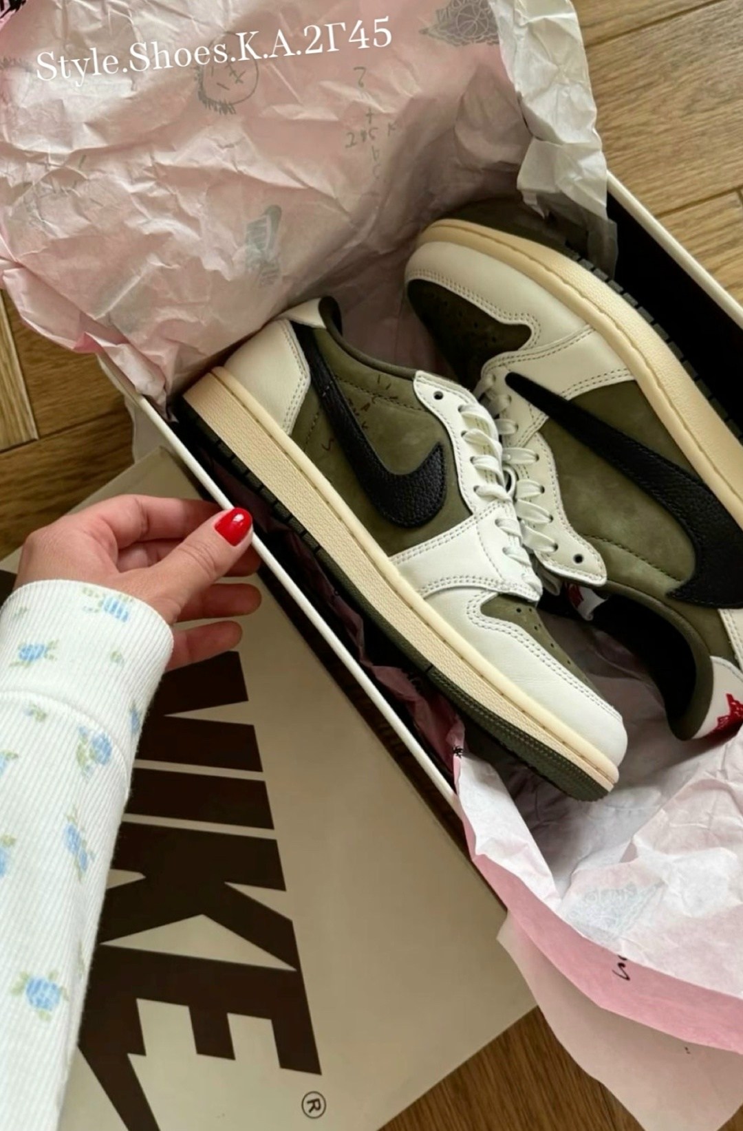 кроссовки travis scott x air jordan 1 low og,кроссовки travis scott x nike air jordan 1 low,кроссовки nike air jordan 1 low travis scott olive,кроссовки travis scott x air jordan 1 low,nike air jordan