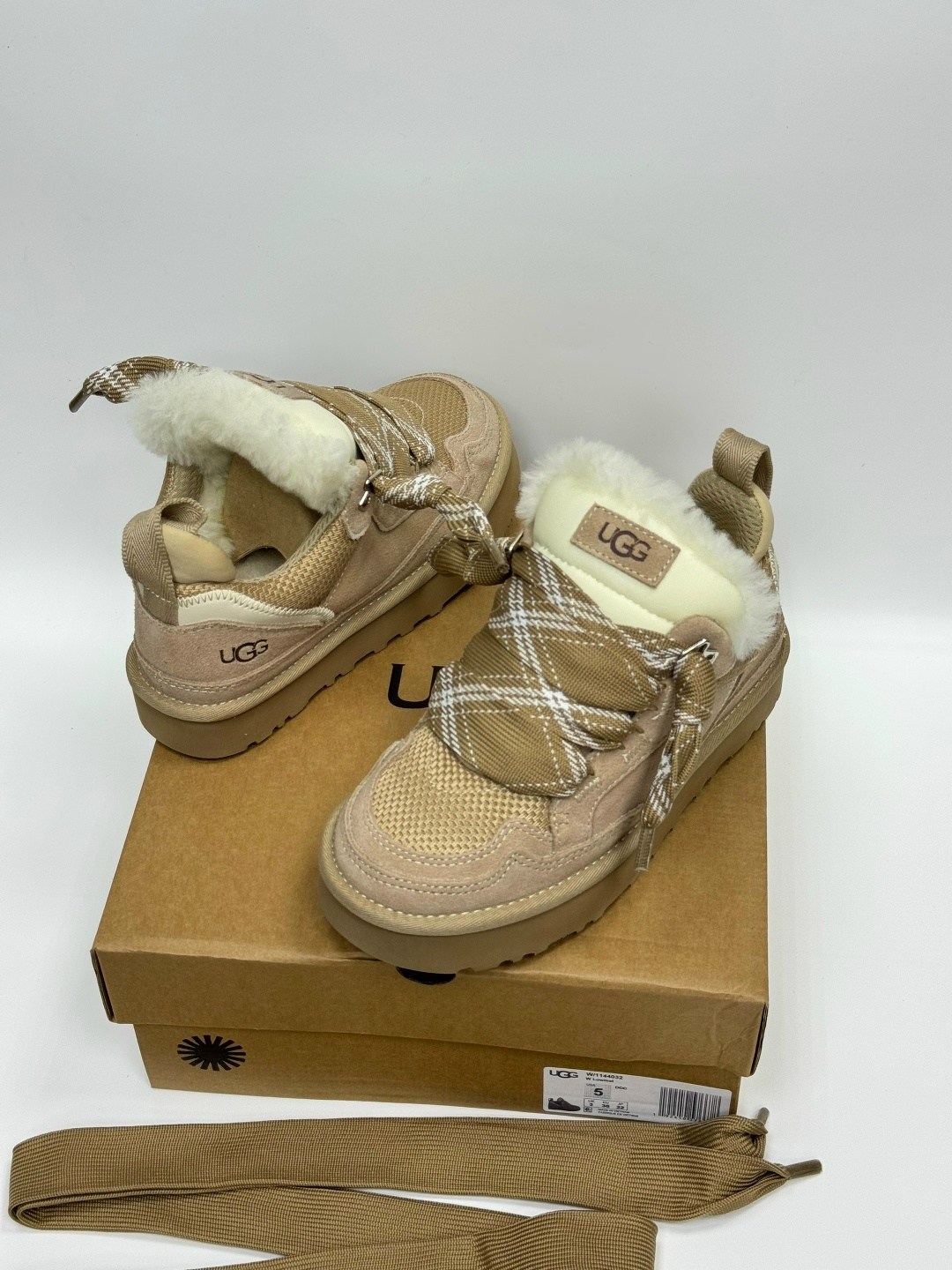 кроссовки ugg,,кроссовки черные,кроссовки угги,угги оригинальные