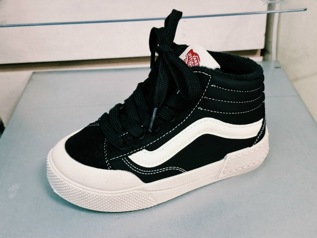,кроссовки vans,кеды vans,обуви,замшевые кроссовки