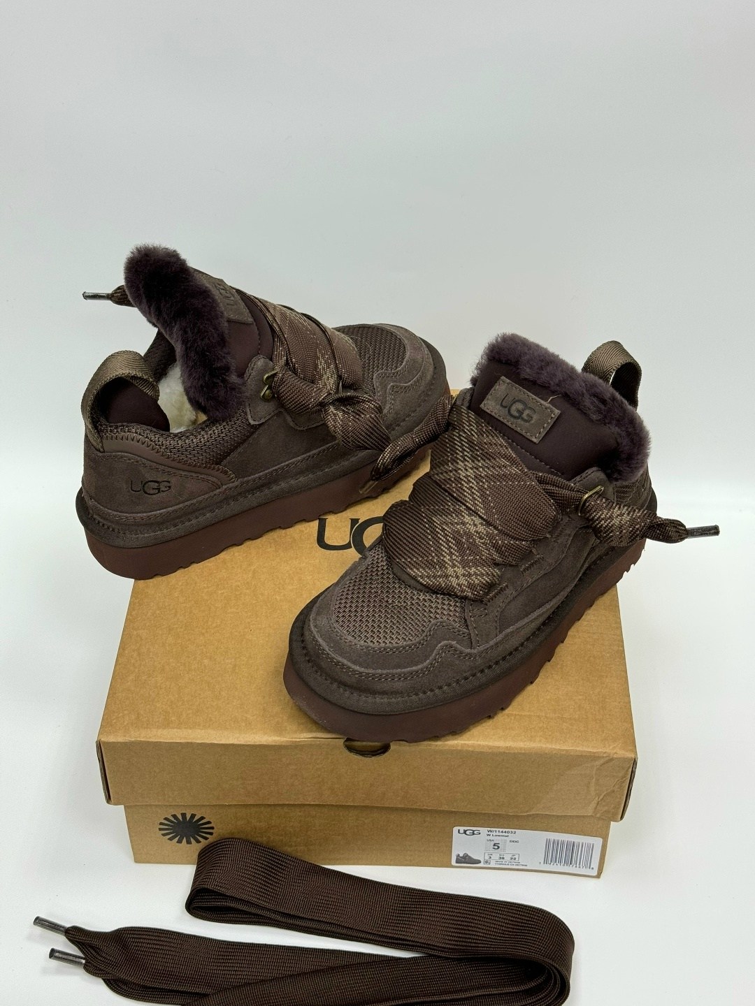 кроссовки ugg,,кроссовки черные,кроссовки угги,угги оригинальные