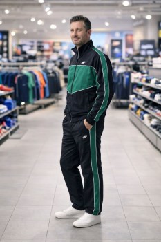 Костюм