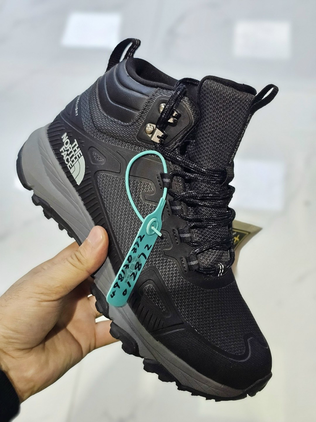 зимние кроссовки adidas,кроссовки зимние adidas terrex swift gore-tex мех,зимние кроссовки adidas terrex,зимние кроссовки с мехом adidas terrex trailmaker mid,кроссовки adidas