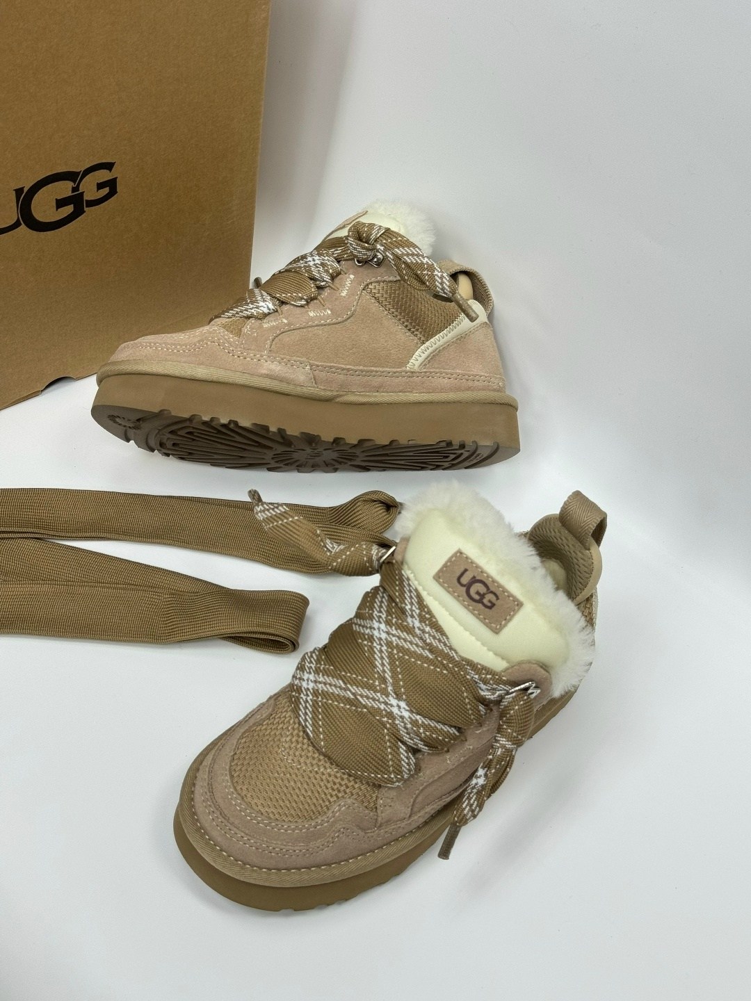 кроссовки ugg,,кроссовки черные,кроссовки угги,угги оригинальные