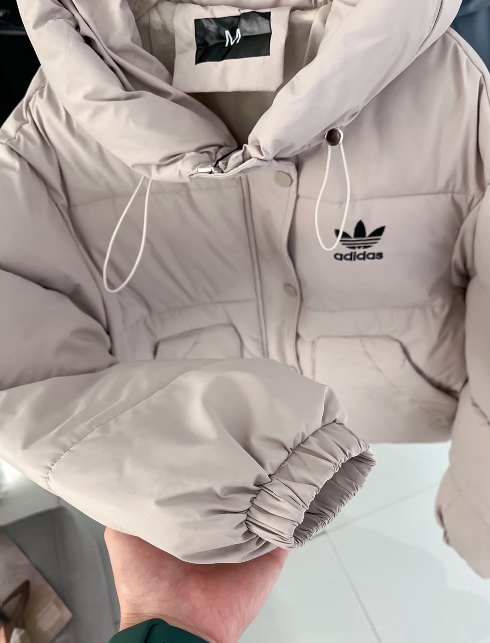 пуховик adidas,куртка adidas,пуховик женский adidas,женский пуховик adidas down puffer,зимняя куртка adidas originals