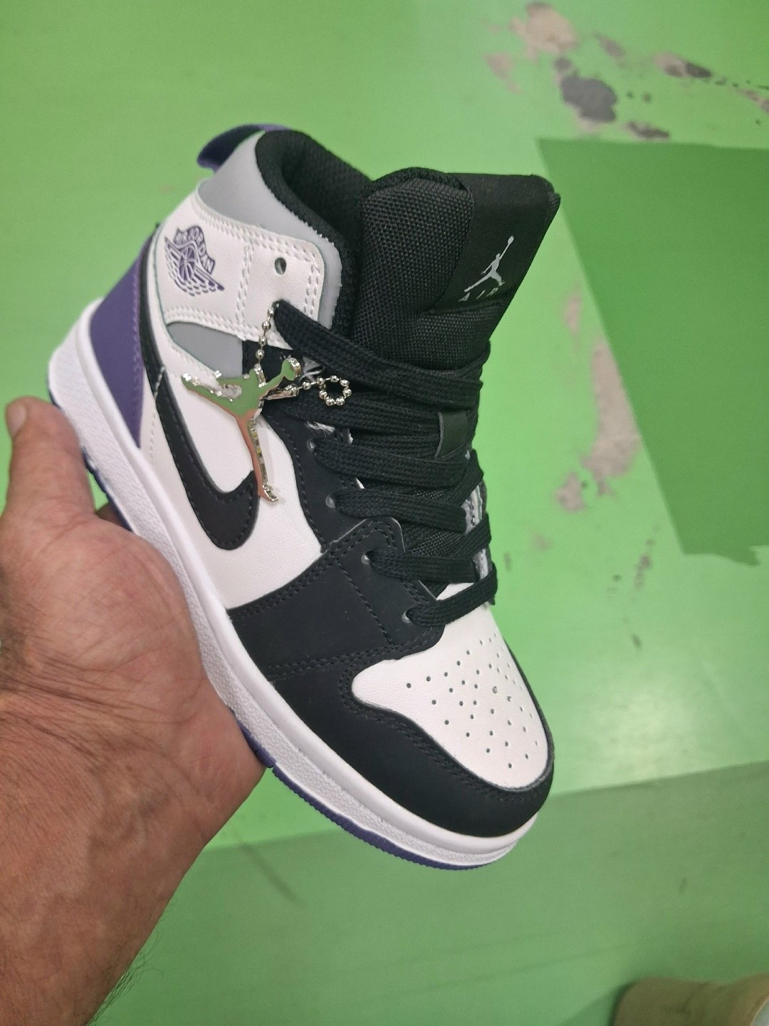 кроссовки,nike air jordan 1 mid se pine green,кроссовки nike air jordan 1 mid,кроссовки nike air jordan 1,кроссовки джорданы