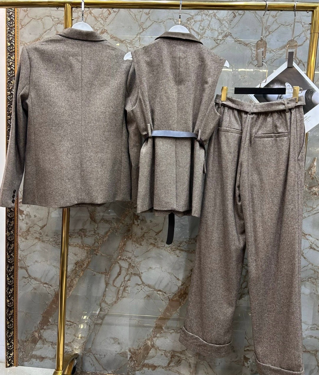 костюм классический,женский брючный костюм,костюм brunello cucinelli,шерстяной костюм,одежда костюм