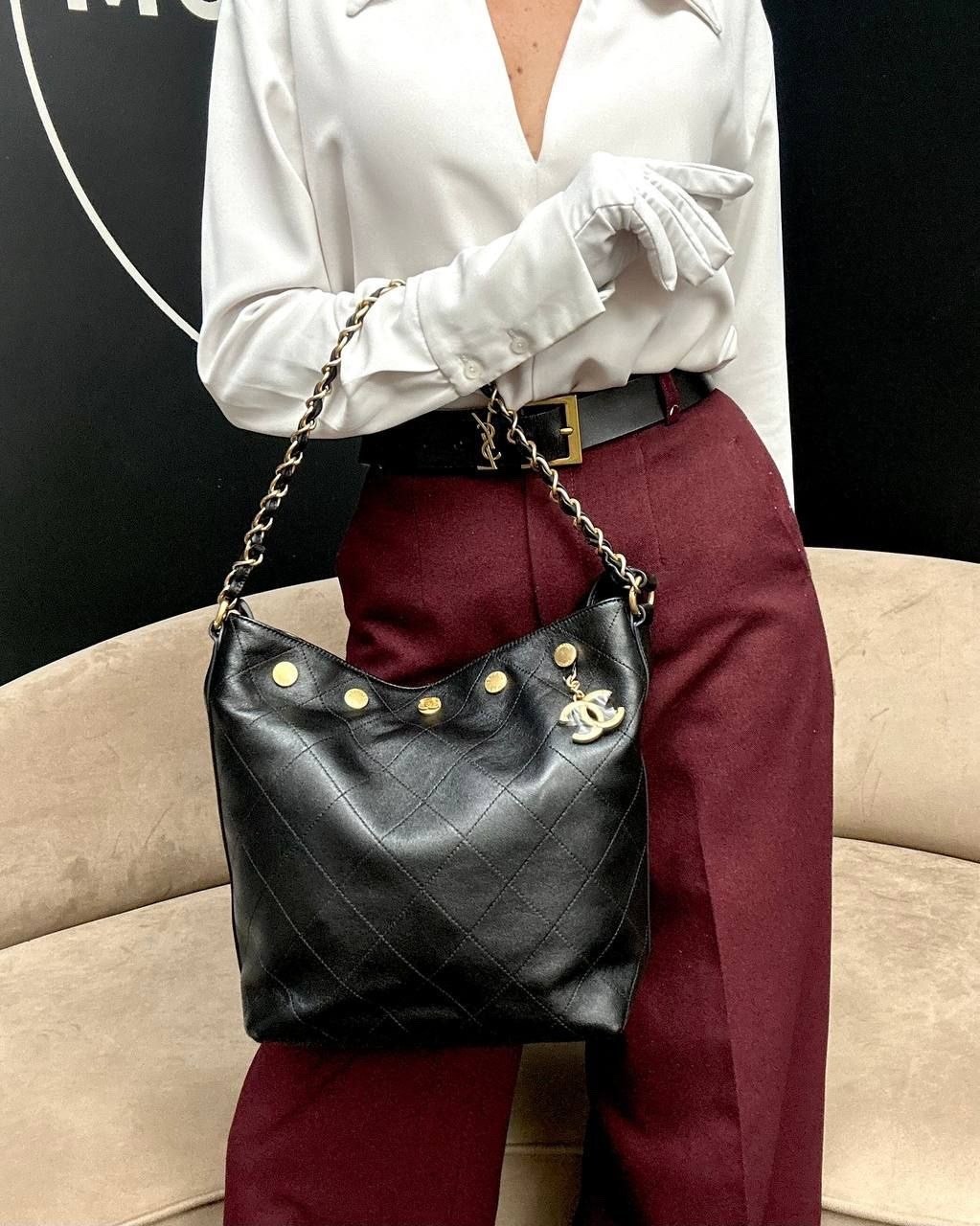 chanel сумка,сумки шанель,женская сумка chanel,женская черная кожаная сумка chanel shopping bag,chanel черная кожаная сумка через плечо для женщин