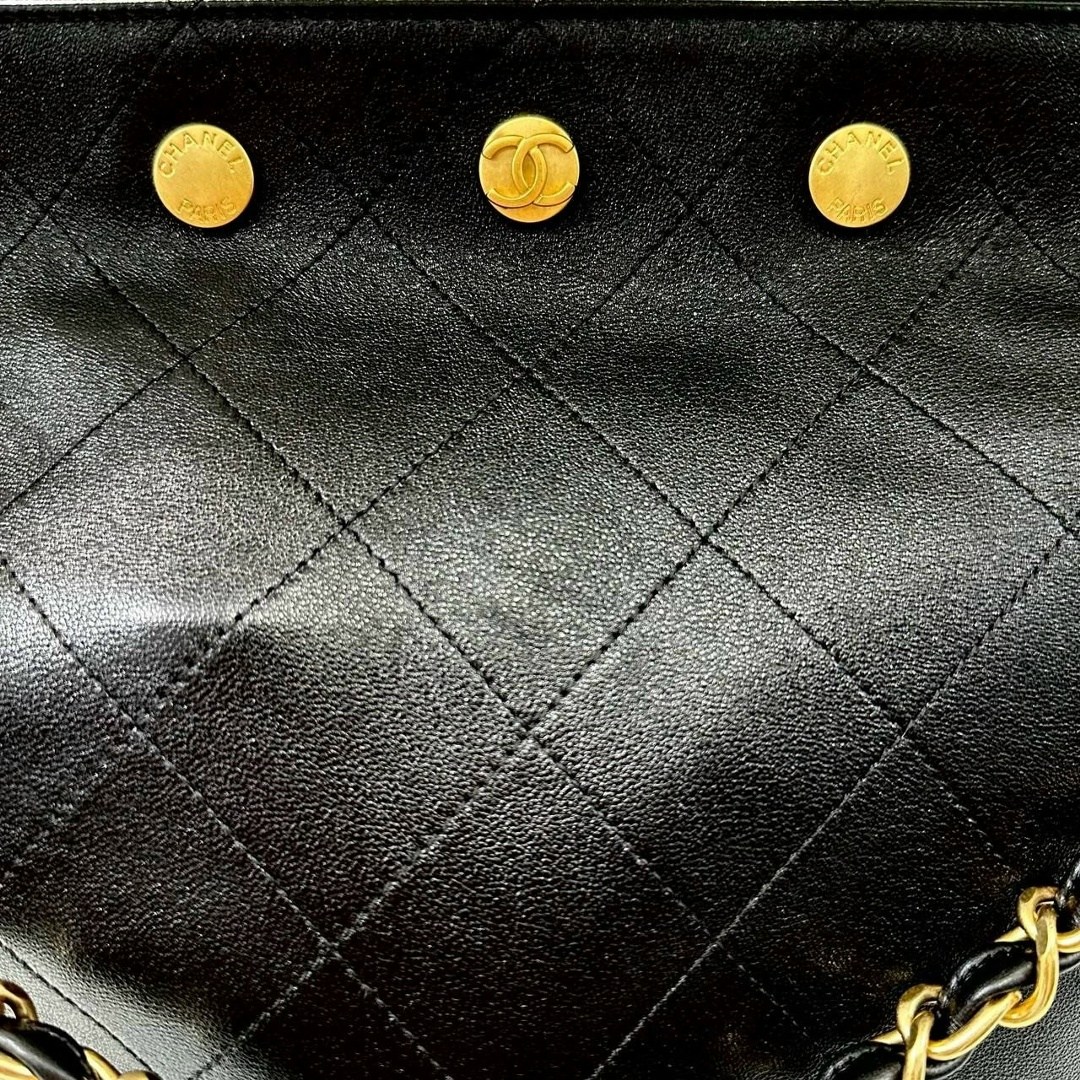 chanel сумка,сумки шанель,женская сумка chanel,женская черная кожаная сумка chanel shopping bag,chanel черная кожаная сумка через плечо для женщин