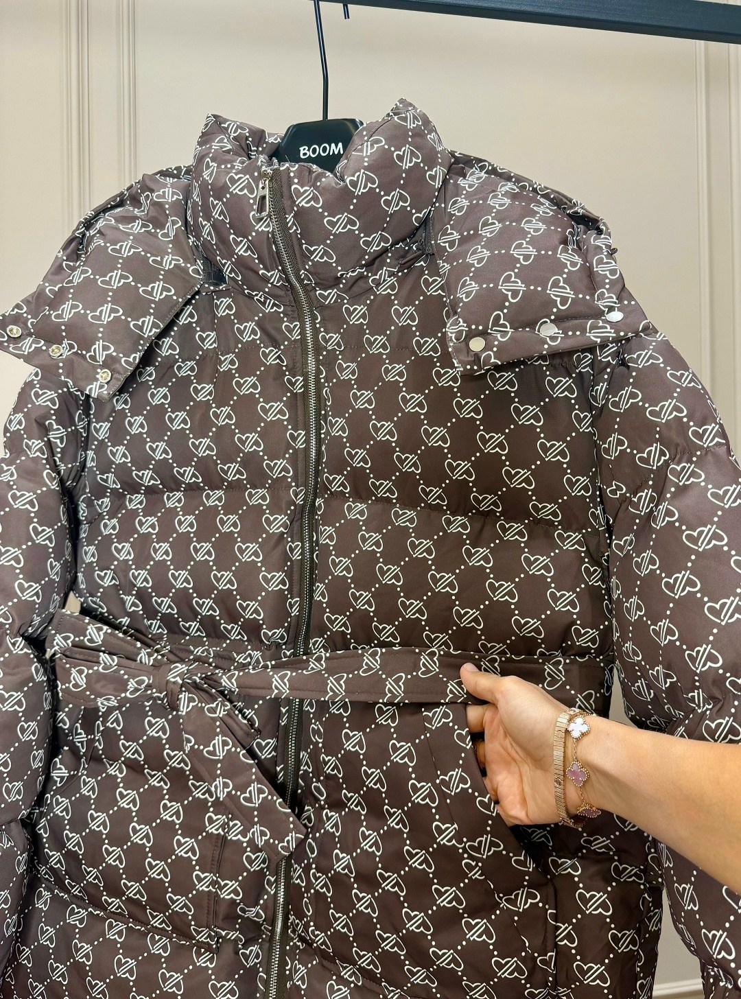 пуховик louis vuitton,куртка louis vuitton,куртка детская луи виттон,куртка луи виттон женская,пуховик gucci