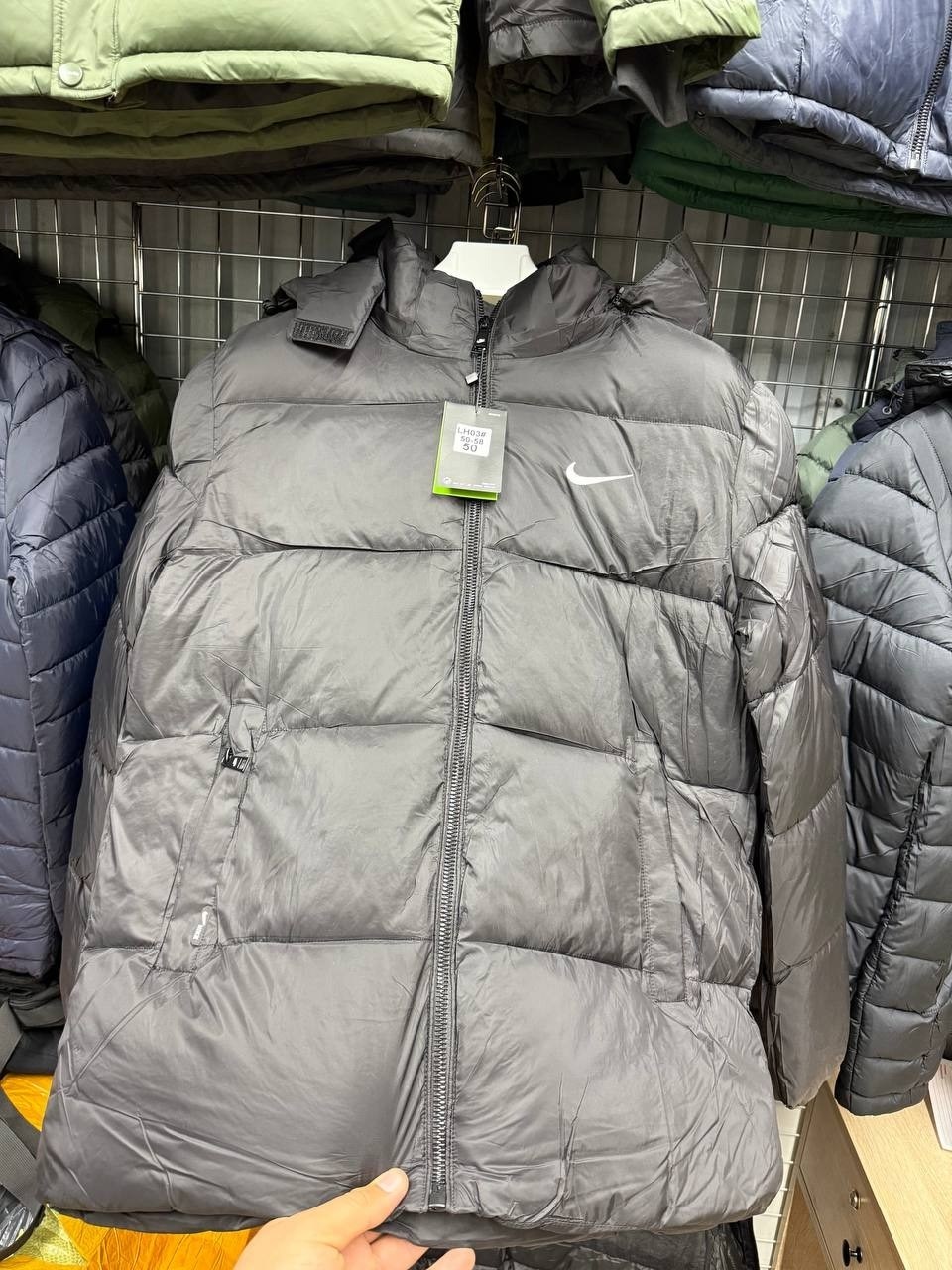 куртка мужская зимняя adidas,зимняя куртка adidas,пуховик nike acg зелёный,куртка зимняя,куртка зимняя пуховик adidas