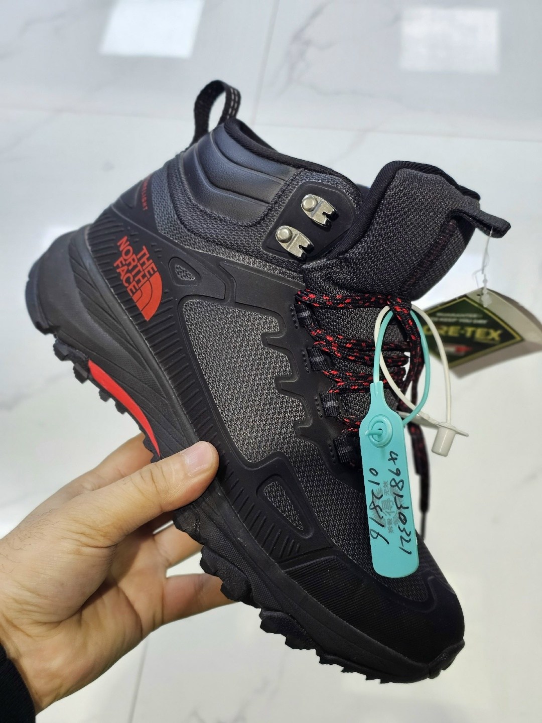 зимние кроссовки adidas,кроссовки зимние adidas terrex swift gore-tex мех,зимние кроссовки adidas terrex,зимние кроссовки с мехом adidas terrex trailmaker mid,кроссовки adidas