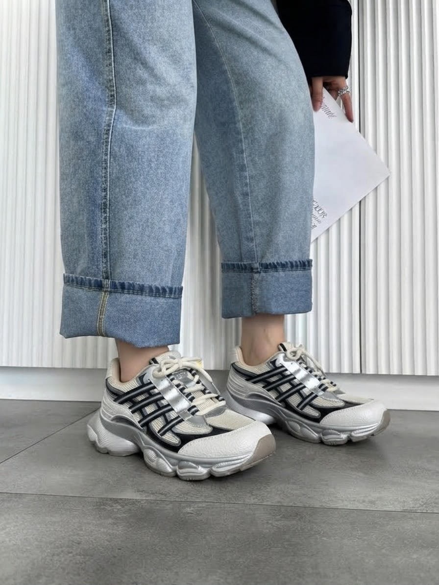 кроссовки adidas,кроссовки,dior кроссовки,серебряные кроссовки,массивные кроссовки